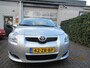 Toyota Auris 1.6-16V Luna Business