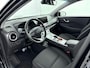 Hyundai Kona Electric EV Fashion 64 kWh | Black line | Stoel verwarming| Navigatie | Apple Carplay Android Auto | Soh 97,2% |