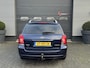 Toyota Avensis Wagon 2.4 VVTi Executive Business | Navigatie | Trekhaak | Xenon | Privacy Glass | Climate Control | Cruise Control |