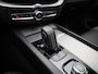 Volvo XC60 2.0 T6 Plug-in hybrid AWD Plus Dark | PANO-SCHUIFDAK | CAMERA | GOOGLE NAVIGATIE | HALF-LEDERENBEKLEDING