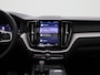 Volvo XC60 2.0 T6 Plug-in hybrid AWD Plus Dark | PANO-SCHUIFDAK | CAMERA | GOOGLE NAVIGATIE | HALF-LEDERENBEKLEDING