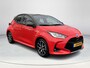 Toyota Yaris 1.5 Hybrid Executive | Head up display | Stoel- + stuurverwarming | 17 inch LM-velgen | Half lederen bekleding |
