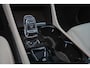 Volvo XC40 T4 Inscription - Panorama/schuifdak - Parkeercamera achter - Verwarmde voorstoelen - Parkeersensoren voor & achter - Elektr. bedienb. voorstoelen met geheugen links - Cruise control - Extra getint glas - 19' LMV