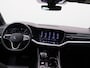 Volkswagen Touareg 3.0 TSi eHybrid 4MOTION Elegance 381PK DSG Pano-Schuifdak, Luchtvering, Memorystoel, 360gr. Camera, Trekhaak, Voorruitverwarming, 21" Suzuka LM Velgen