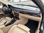 BMW 3-Serie 325i Executive 218PK PDC CRUISE CLIMA NAP!