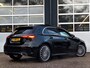 Mercedes-Benz A-klasse 200 AMG Line | Premium Plus | Panoramadak | 360° Camera | Memory pakket | Head-up Display | Sfeerverlichting | Keyless-GO | Multibeam LED | Dodehoekassistentie