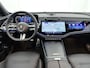 Mercedes-Benz E-klasse 300 e Sport Edition | Premium Pakket | Winter pakket | Nightpakket | Leder pakket | Trekhaak | 20 inch AMG velgen zwart | 360°-camera | Stoelventilatie voor | Burmester® 4D sound system | MBUX Superscreen |