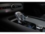 Volvo XC90 2.0 T8 Recharge AWD Ultimate Dark | Panoramadak | Head-up display | Lederen bekleding | 360° camera | Verwarmbare voorstoelen | Verwarmbaar stuurwiel | Achterbank verwarmd | Blind spot | Premium audio by Harman Kardon |