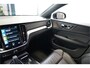 Volvo V60 2.0 T6 AWD 250kW/340pk Aut8 Recharge R-Design PANORAMADAK + HARMAN/KARDON + SPORTSTOELEN MET MEMPORY + 360 CAMERA + ADAPT.CRUISE + BLIS + LANE ASSIST + PILOT ASSIST + KEYLESS ENTRY&GO + HEAD-UP + ON-CALL + PARKSENSOREN + 18" LM-VELGEN!!