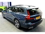 Volvo V60 2.0 T6 AWD 250kW/340pk Aut8 Recharge R-Design PANORAMADAK + HARMAN/KARDON + SPORTSTOELEN MET MEMPORY + 360 CAMERA + ADAPT.CRUISE + BLIS + LANE ASSIST + PILOT ASSIST + KEYLESS ENTRY&GO + HEAD-UP + ON-CALL + PARKSENSOREN + 18" LM-VELGEN!!