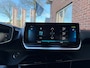 Peugeot e-2008 EV Allure 50 kWh GROOT.NAVI / HALF.LEER / CAMERA / 17 INCH LMV /