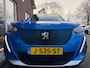 Peugeot e-2008 EV Allure 50 kWh GROOT.NAVI / HALF.LEER / CAMERA / 17 INCH LMV /
