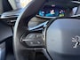 Peugeot e-2008 EV Allure 50 kWh GROOT.NAVI / HALF.LEER / CAMERA / 17 INCH LMV /