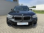 BMW X3 xDrive30e High Executive M Sport LED Panoramadak Trekhaak 20 Inch LMV Carplay Lederen interieur Achteruitrijcamera