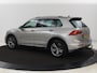 Volkswagen Tiguan 1.4 TSI R Line | Stoelverwarming | Trekhaak | Carplay | Navigatie | Virtual Cockpit | Adaptive cruise | 19'' | Parkeerhulp | Bluetooth | Adaptief LED