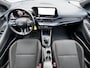 Hyundai i20 1.0 T-GDI N Line 100 pk / Fabrieksgarantie tot 09-2027** / Navigatie / Apple Carplay Android / Stuur- en stoelverwarming / 17" LM wielen / Winterwielenset tegen meerprijs € 499 /