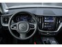 Volvo XC60 T6 Plug-in hybrid AWD Plus Dark | Verwarmde Voorstoelen, Stuurwiel en Achterbank | Semi- Elektrische Trekhaak | Panoramadak met Schuif-/Kantelfunctie | 360-Camera | AppleCarplay / AndroidAuto | Adaptieve Cruise Control | BLIS | |