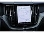 Volvo XC60 T6 Plug-in hybrid AWD Plus Dark | Verwarmde Voorstoelen, Stuurwiel en Achterbank | Semi- Elektrische Trekhaak | Panoramadak met Schuif-/Kantelfunctie | 360-Camera | AppleCarplay / AndroidAuto | Adaptieve Cruise Control | BLIS | |