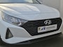Hyundai i20 1.0 T-GDI Comfort Smart Handgeschakeld / Fabrieksgarantie tot 09-09-2026 / Dealer onderhouden / Allseason banden / Navigatie via Apple Carplay of Android Auto / Stuur en Stoel verwarming /