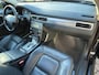 Volvo V70 2.5T Summum Aut. Schuif-Kanteldak Leer Clima Park.Sens Cruise Trekhaak Dealeronderhouden!