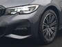 BMW 3-Serie Touring 320e M Sport Plug In Hybrid 204pk Dealer O.H. PHEV | Trekhaak Af Fabriek | Panodak | Adaptive Cruise | Alcantara Sportstoelen |  18"L.M | Apple Carplay | Keyless | Navigatie | Sfeerverlichting | Virtual | DAB |