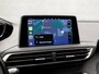 Peugeot 5008 1.2 PureTech Sport 7 Persoons (APPLE CARPLAY, GROOT NAVI, LANE ASSIST, GETINT GLAS, LEDEREN SPORTSTOELEN, PARKEERSENSOREN, CRUISE, NIEUWE APK, NIEUWSTAAT)