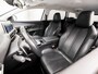 Peugeot 5008 1.2 PureTech Sport 7 Persoons (APPLE CARPLAY, GROOT NAVI, LANE ASSIST, GETINT GLAS, LEDEREN SPORTSTOELEN, PARKEERSENSOREN, CRUISE, NIEUWE APK, NIEUWSTAAT)