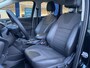Ford Kuga 1.6 Titanium / NL-Auto / 1e-Eigenaar / Stoelverwarming / Afneembare-Trekhaak / Cruise-Control / Climate-Control / Verwarmde-Voorruit / Elektr.-Achterklep / Radio-Bluetooth / Navi / Camera-Achter / 18'' LMV / All-Season / ENZ.