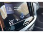 Volvo V60 T8 Twin Engine AWD R-Design | Trekhaak | Panoramadak | Harman Kardon | Elektrische Verstelbare Voorstoelen | Parkeercamera | BLIS Dodehoekdetectie | Adaptieve Cruise Control | Verwarmbare Voorstoelen