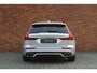 Volvo V60 T8 Twin Engine AWD R-Design | Trekhaak | Panoramadak | Harman Kardon | Elektrische Verstelbare Voorstoelen | Parkeercamera | BLIS Dodehoekdetectie | Adaptieve Cruise Control | Verwarmbare Voorstoelen
