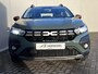 Dacia Sandero Stepway 90PK Extreme Automaat / Fabrieksgarantie tot 06-2028 / Achteruitrijcamera / Navigatie / Apple Carplay & Android Auto  / 16" LM Velgen / Climate Control /