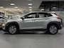 Hyundai Kona Electric EV Comfort 64 kWh / NIEUW BINNEN / Navigatie / KRELL Audio / Adaptive Cruise Control / Climate Control / Achteruitrijcamera /