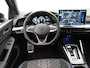 Volkswagen Golf 1.5 eTSI R-Line Edition DSG NW Model / IQ-Light / Camera / Navi