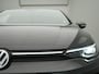 Volkswagen Golf 1.5 eTSI R-Line Edition DSG NW Model / IQ-Light / Camera / Navi