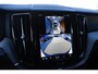 Volvo XC60 T6 350PK Automaat Plug-in Hybrid AWD Plus Dark / Navigatie / 360 Camera / Adaptieve Cruise Control / Stuur & Stoelverwarming / Elektr. Achterklep / Schuifdak / Trekhaak