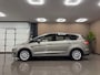 Ford S-Max 1.5 Titanium * Navigatie / Stoel-Stuurverwarming / Parkeersensoren / NL Auto *