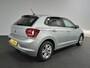 Volkswagen Polo 1.0 TSI DSG Comfortline Navigatie Climate Control Parkeer Sensoren DAB Extra Getint Glas Lichtmetalen velgen