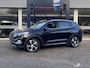 Hyundai Tucson 1.6 T-GDi Premium 4WD / Automaat / NL-Auto / 1e-Eigenaar / Vol-Leder / Stoel-/Stuurverwarming / Stoelverkoeling / Trekhaak / Keyless / LED / Cruise-Control / Climate-Control / Stoelverwarming-Achter / DAB Radio-Bluetooth / Navi / PDC V+A / Camera-Achter / 19'' LMV / All-Season / ENZ.