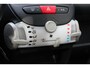 Peugeot 107 1.0 Active - Airco - LED Dagrijverlichting - AUX - Elek Ramen - Rijklaar