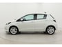 Toyota Yaris 1.5 Full Hybrid Dynamic | Origineel NL | Navigatie | Keyless | Parkeersensoren voor/achter | Cruise | Clima | Camera | 16 inch | Premium audio | Dakspoiler