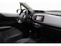 Toyota Yaris 1.5 Full Hybrid Dynamic | Origineel NL | Navigatie | Keyless | Parkeersensoren voor/achter | Cruise | Clima | Camera | 16 inch | Premium audio | Dakspoiler