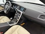 Volvo V60 2.0 T3 Nordic+ | Lederen bekleding | Panorama dak | Stoelverwarm