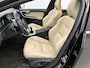 Volvo V60 2.0 T3 Nordic+ | Lederen bekleding | Panorama dak | Stoelverwarm