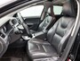 Volvo V60 1.6 T4 R-Design | Panorama Dak | Trekhaak | Memory Seats |