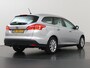 Ford Focus Wagon 1.0 Titanium | Trekhaak | Navigatie | Voorruitverwarming | Cruise Control | Climate Control Parkeersensoren |