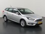 Ford Focus Wagon 1.0 Titanium | Trekhaak | Navigatie | Voorruitverwarming | Cruise Control | Climate Control Parkeersensoren |
