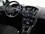 Ford Focus Wagon 1.0 Titanium | Trekhaak | Navigatie | Voorruitverwarming | Cruise Control | Climate Control Parkeersensoren |