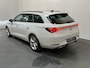 SEAT Leon Sportstourer 1.4 TSI eHybrid PHEV FR Business Intense / AUTOMAAT/ PANO/ DIGITAL DASH/ RIJ-MODI/ LED/ 17" LMV/ PARK. SENSOREN/ STOEL-STUUR VERWARM./ ADAPT. CRUISE/ CLIMA