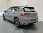 Volkswagen Golf 1.5 TSI Style / HARMAN KARDON/ ELEKTR. STOEL/ KEYLESS/ STOEL-STUUR VERWARM./ PARK. SENSOREN + CAMERA/ APP-CONNECT/ NAVI/ DIGITAL DASH/ ADAPT. CRUISE/ CLIMA