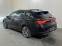 SEAT Leon Sportstourer 1.4 TSI eHybrid PHEV FR / AUTOMAAT/ PANO/ FULL LINK/ STOEL + STOELVERW./ ELEK. STOELEN/ PARK. SENSOREN + CAMERA/ LED/ ADAPT. CRUISE/ DAB/ 18'' LMV